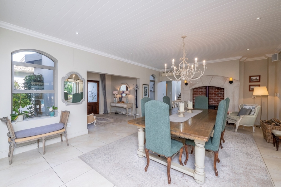 4 Bedroom Property for Sale in Welgevonden Estate Western Cape